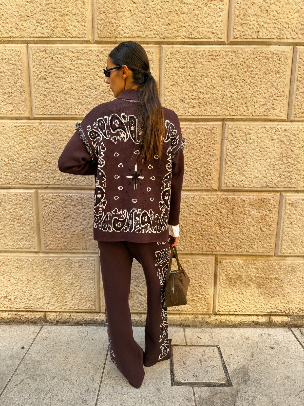 Cardigan bandana