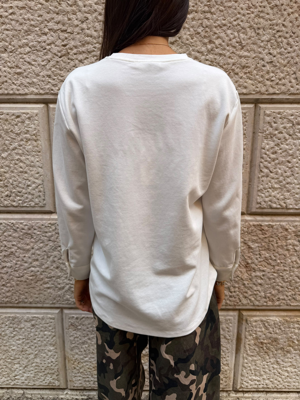 T-shirt bianca con polsini